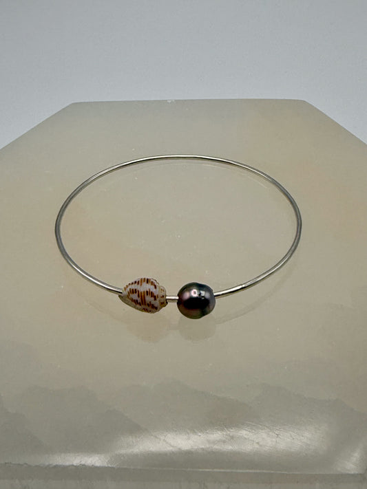 Rip Tide Bangle | Tahitian Pearl & Sea Shell / Sea Glass Silver Bracelet